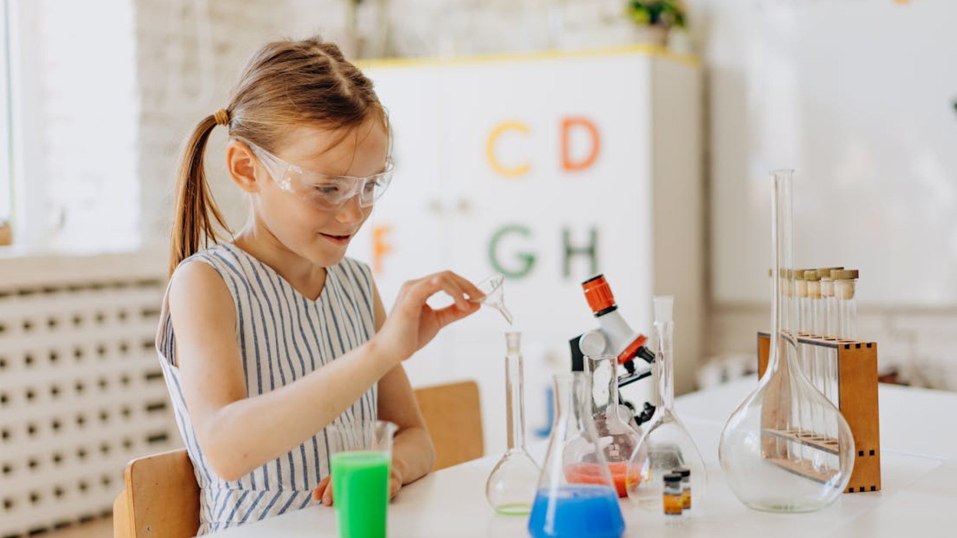 science kits for 12 year olds with hands on experiments and learning activities