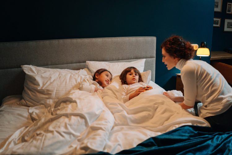 story telling bed time