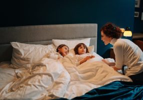 story telling bed time